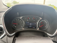 Experience comfort, connectivity, and confidence in the 2024 Chevrolet Equinox LT finished in Radian... (image 5)