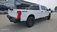 Looking for a heavy-duty workhorse that's ready to tackle any challenge? Check out this impressive 2... (image 4)