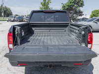 Prepare yourself for a thrilling adventure when you drive this 2020 Honda Ridgeline EX-L AWD! Boasti... (image 6)