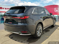 Experience the power and sophistication of the 2024 Mazda CX-90 MHEV GT-P. This meticulously maintai... (image 5)