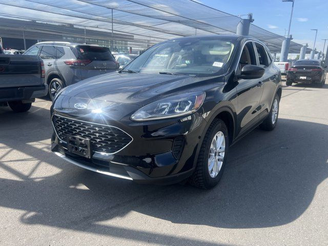 2020 Ford Escape SE | AWD | CLOTH | BACK UP CAMERA in Cars & Trucks in Calgary
