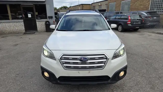 2017 Subaru Outback Limited in Cars & Trucks in City of Toronto - Image 8