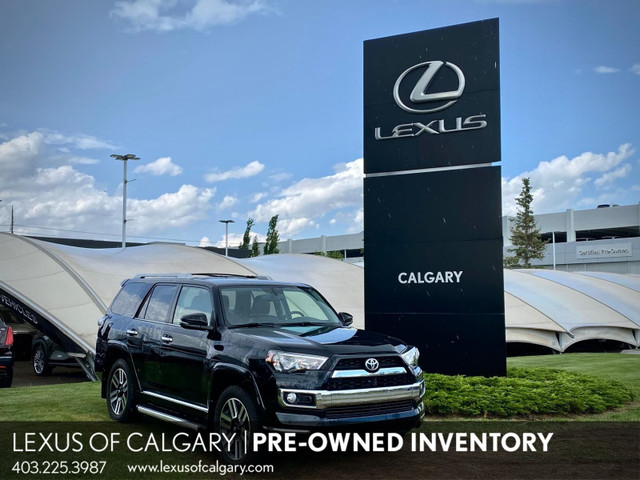 2014 Toyota 4Runner SR5 V6 in Cars & Trucks in Calgary