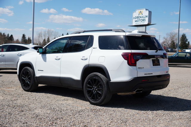 2022 GMC Acadia SLE **AT4 - BLACKOUT PACKAGE**  in Cars & Trucks in Calgary - Image 4