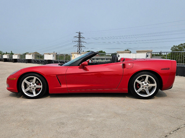 2005 CHEVROLET CORVETTE CONVERTIBLE-6 SPEED MANUAL-ALL STOCK-1 O in Cars & Trucks in City of Toronto - Image 4