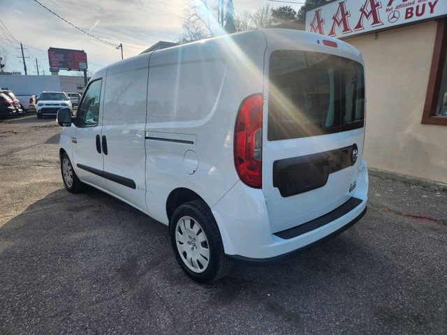 2017 Ram ProMaster City 4dr Wgn SLT No Accidents in Cars & Trucks in City of Toronto - Image 2