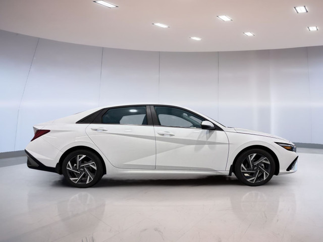 2025 Hyundai Elantra Luxury in Cars & Trucks in Moose Jaw - Image 4
