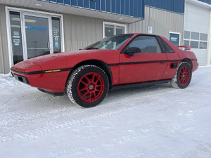 1984 Pontiac Fiero SE 2-Door Coupe ** AS-IS ** TONS OF POTENTIAL! **