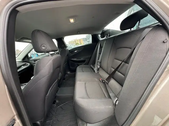 2022 Chevrolet Malibu RS 10 AIRBAGS|MID-SIZE|GREAT VALUE! in Cars & Trucks in City of Toronto - Image 19