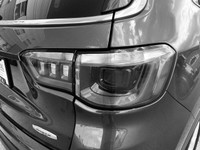 This Jeep Compass has a dependable Regular Unleaded I-4 2.4 L/144 engine powering this Automatic tra... (image 5)