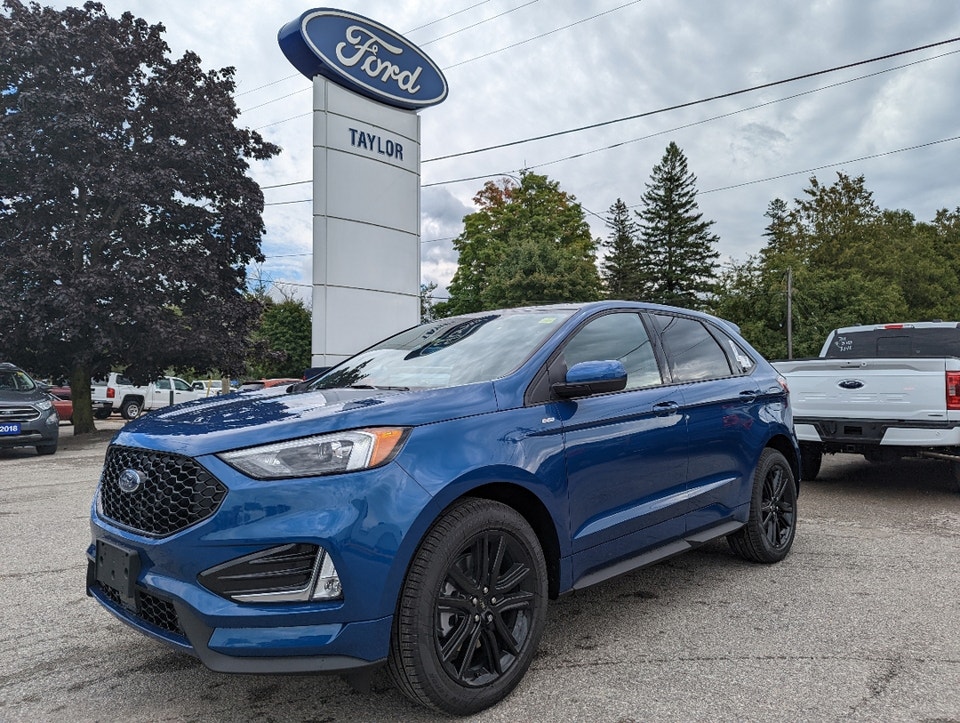  2022 Ford Edge ST Line *250A ST Line, Co-Pilot, Cold Weather, Moonroof, Tow Pkg*