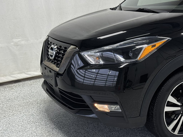 2020 Nissan Kicks SR - Extra Set Of Tires, Cruise Control, Backu in Cars & Trucks in Strathcona County - Image 4