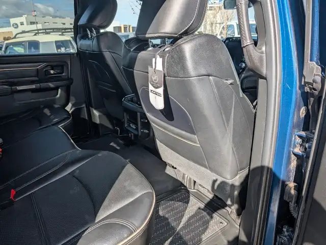 2022 RAM 3500 Limited *PRICE REDUCED* 6.7L, NAVIGATION, FLAT... in Cars & Trucks in Calgary - Image 13