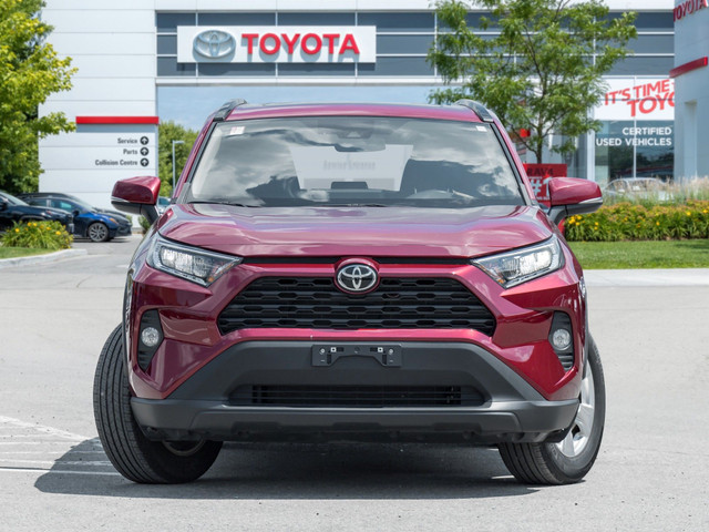 2020 Toyota RAV4 XLE SUNROOF / POWER DRIVER SEAT / PUSH BUTTO... in Cars & Trucks in City of Toronto - Image 2