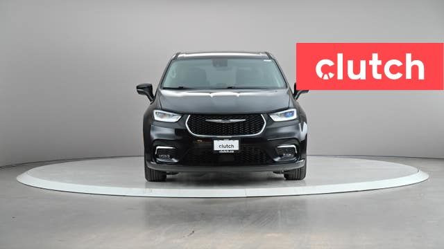 2023 Chrysler Pacifica Hybrid Touring-L w/ Apple CarPlay, Heated in Cars & Trucks in City of Toronto - Image 3