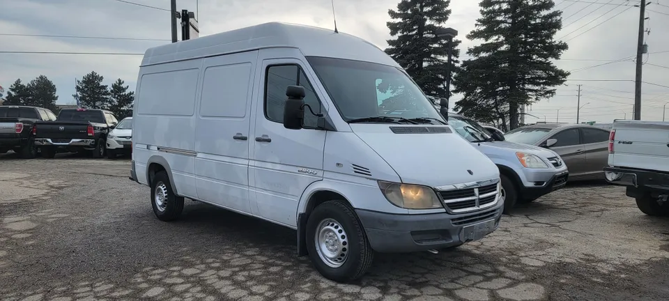 2006 Dodge Sprinter 2500 Diesel - Extended high roof - LOW KM's!