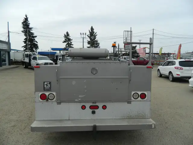 2008 GMC Sierra 3500 SERVICE TRUCK /ONLY 110 000 KMS  dans Autos et camions dans Ville d’Edmonton - Image 10