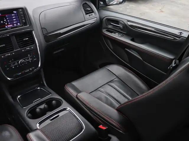 2020 Dodge Grand Caravan GT | Leather | DVD | Power Sliding Door in Cars & Trucks in Oakville / Halton Region - Image 15