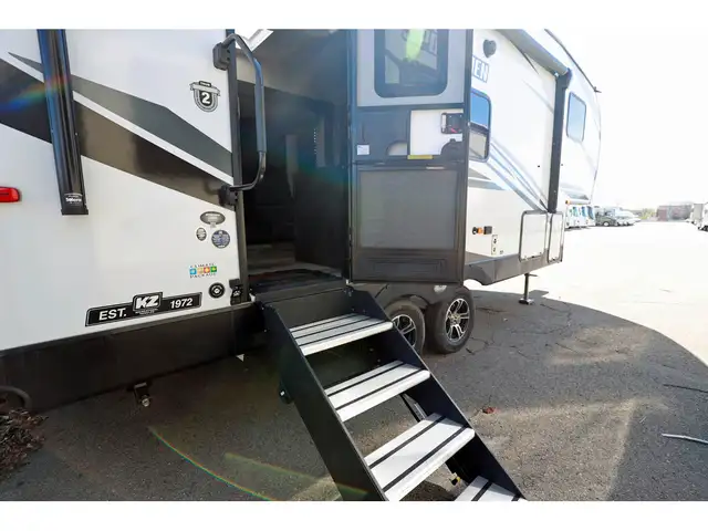 2023 K-Z Sportsmen Fifth Wheel 231RK fifth wheel Sportsmen de 25 in Travel Trailers & Campers in Laval / North Shore - Image 30