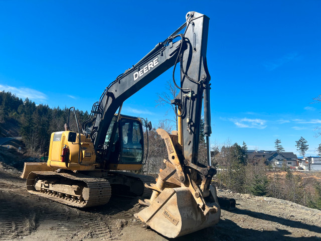 2014 John Deere 135G in Heavy Equipment in Parksville / Qualicum Beach