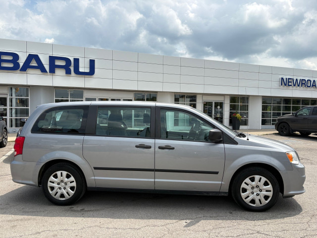 2015 Dodge Grand Caravan SE/SXT in Cars & Trucks in Markham / York Region - Image 3