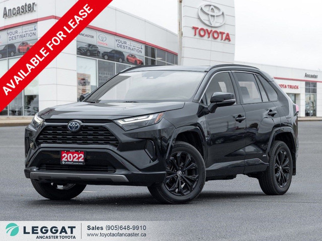2022 Toyota RAV4 Hybrid Hybrid SE AWD in Cars & Trucks in Hamilton