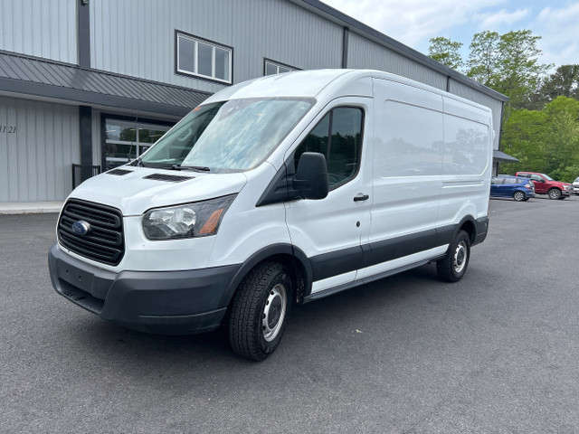2019 Ford Transit-250 BACK UP CAM! CARFAX in Cars & Trucks in Annapolis Valley - Image 2