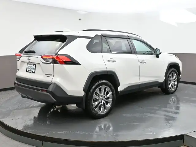 2021 Toyota RAV4 LIMITED in Cars & Trucks in City of Halifax - Image 32