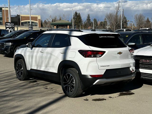 2024 Chevrolet Trailblazer LT in Cars & Trucks in Calgary - Image 4