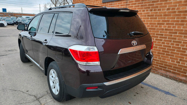 2013 Toyota Highlander 4WD 4dr in Cars & Trucks in Oakville / Halton Region - Image 3