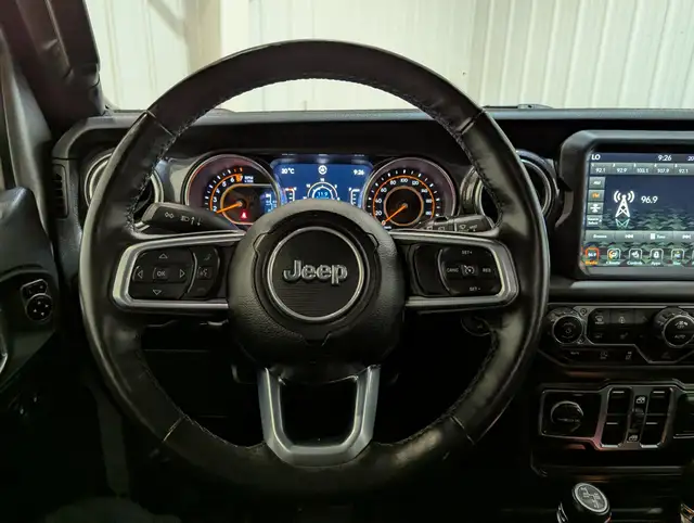 2021 Jeep Wrangler Unlimited Sahara in Cars & Trucks in Calgary - Image 21