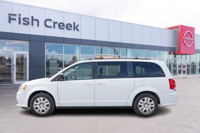 2019 Dodge Grand Caravan SXT | Stow N' Go | Customer Preferred in Cars & Trucks in Calgary - Image 3
