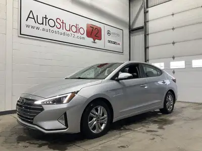 Découvrez le Hyundai Elantra 2019 version GL**AUTOMATIQUE**CAMERA RECUL**MAGS**A/C**CRUISE, un véhic...