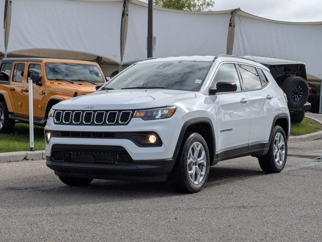 2025 Jeep Compass North - Front heated seats - Forward in Cars & Trucks in Calgary - Image 4
