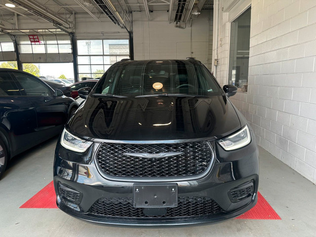 2023 Chrysler Pacifica in Cars & Trucks in Oakville / Halton Region - Image 3