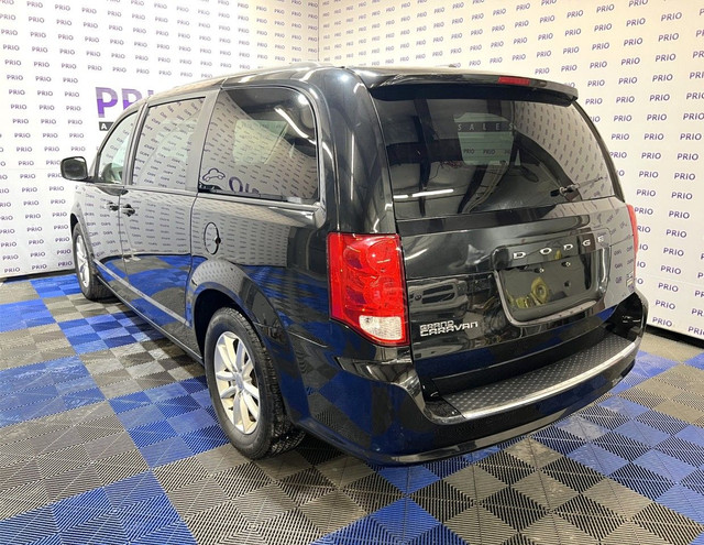 2018 Dodge Grand Caravan in Cars & Trucks in Ottawa - Image 3
