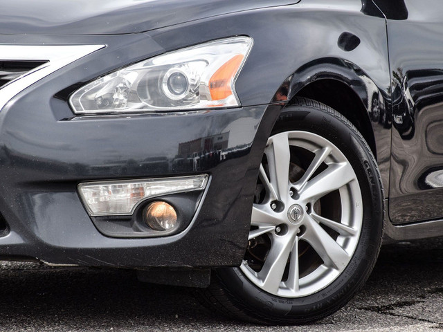 2013 Nissan Altima 2.5 S *AS-IS* 2.5L, AUTO, ALLOYS in Cars & Trucks in Oakville / Halton Region - Image 2