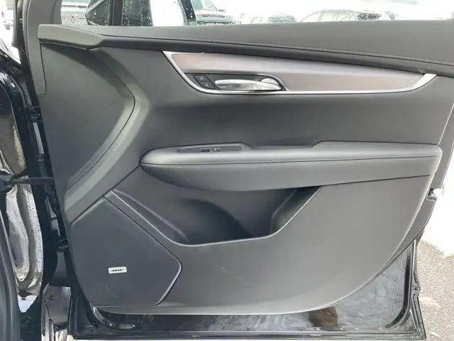 2023 Cadillac XT6 Luxury in Cars & Trucks in Calgary - Image 27