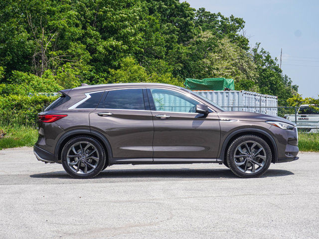 2019 INFINITI QX50 Essential- Pano Roof - Heated / Vented Seats in Cars & Trucks in Barrie - Image 2