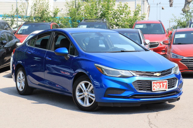 2017 Chevrolet Cruze LT | Auto | Cam | CarPlay | Alloys | Cold A in Cars & Trucks in Oshawa / Durham Region - Image 3