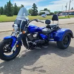 Unleash Your Inner Rebel: 2006 Suzuki Boulevard M50 with Lehman Tramp Trike Kit Looking for a ride t...