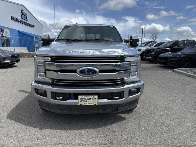 2017 Ford Super Duty F-350 SRW LARIAT DIESEL in Cars & Trucks in Calgary - Image 3