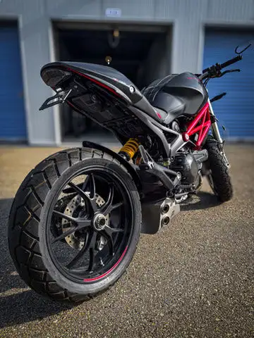 Very low KM, exceptionally well taken care of. Message us today to get riding! 2013 Ducati Monster 7...