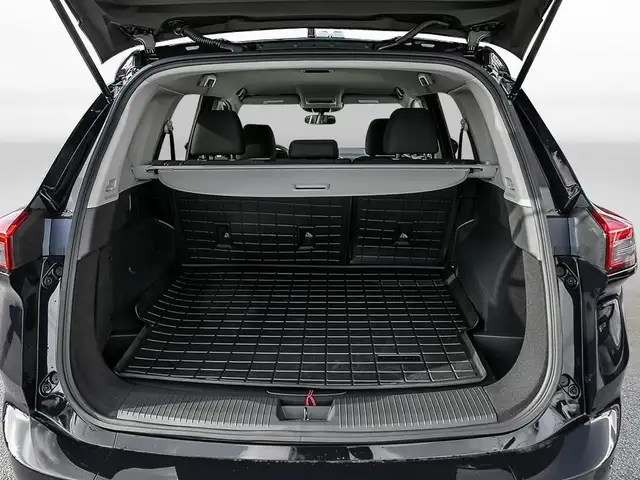 2025 Nissan Rogue S in Cars & Trucks in Oshawa / Durham Region - Image 8
