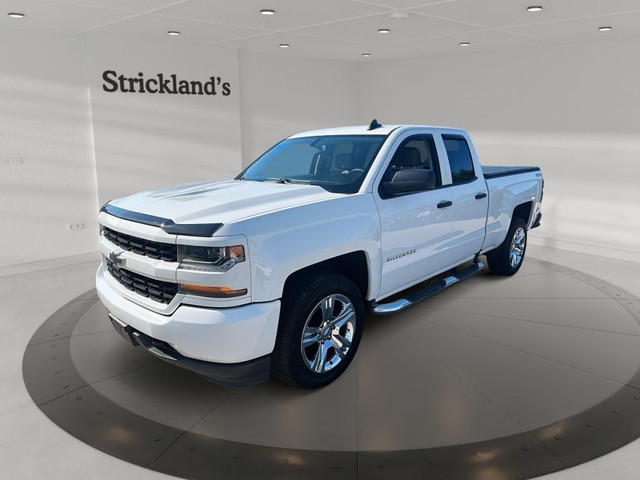 2018 CHEVROLET SILVERADO 1500 DOUBLE 4X4 LS in Cars & Trucks in Stratford - Image 2