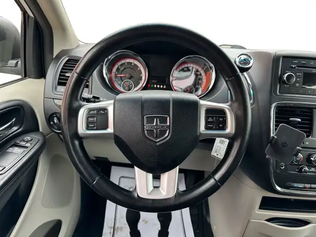 2016 Dodge Grand Caravan 4dr Wgn Canada Value Package WHEEL CHAI in Cars & Trucks in Calgary - Image 16