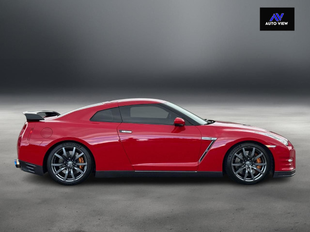 2014 Nissan GT-R Premium **BOOST LOGIC EXHAUST** in Cars & Trucks in Hamilton - Image 4