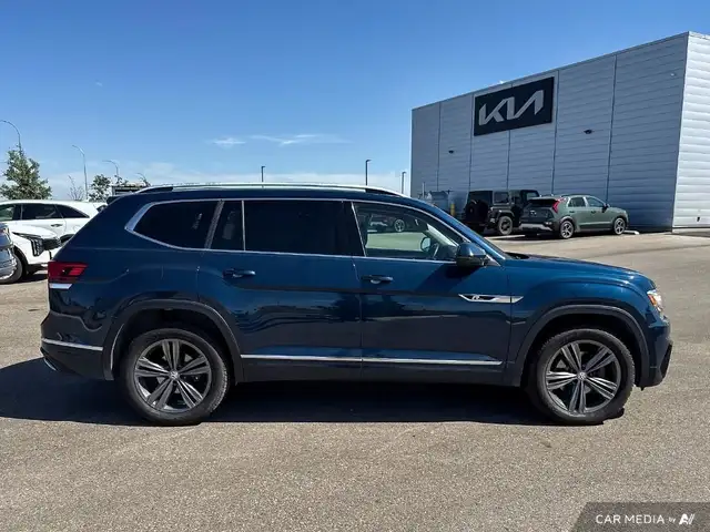 2019 Volkswagen Atlas Execline Premium Comfort, 7 Seats in Cars & Trucks in Medicine Hat - Image 8