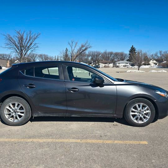 2018 Mazda Mazda3 in Cars & Trucks in Winnipeg - Image 4