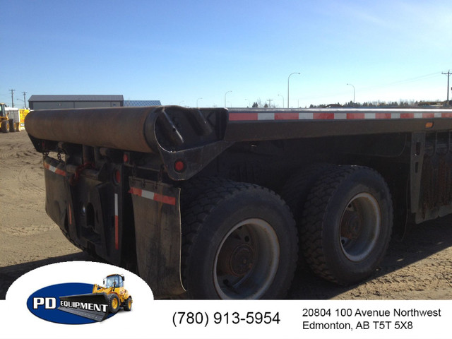 2003 International 5600 Paystar T/A T/A Oilfield Bed Truck in Heavy Trucks in St. Albert - Image 4